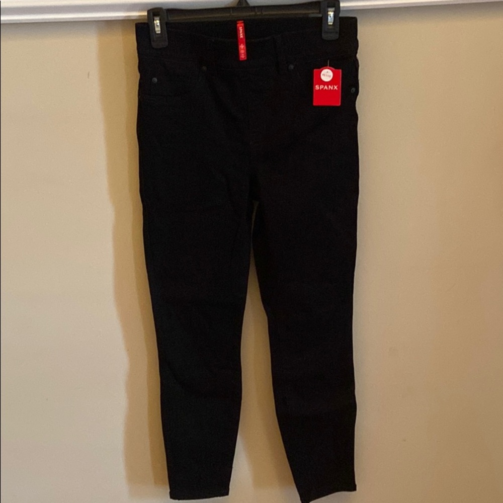 SPANX black skinny Jean, petite small clean black